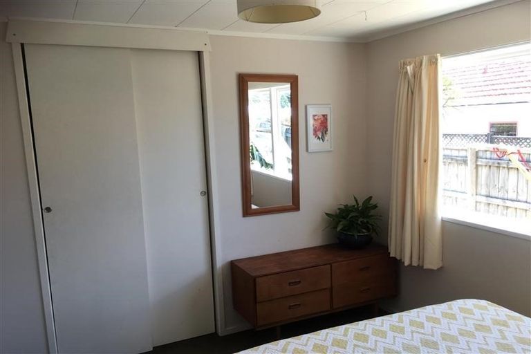 Photo of property in 34 Birdwood Avenue, Moturoa, New Plymouth, 4310
