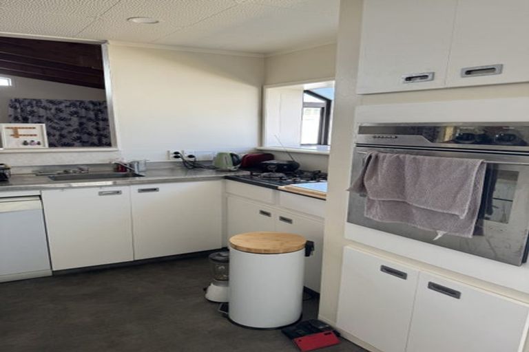 Photo of property in 38 Mcintyre Road, Mangere Bridge, Auckland, 2022