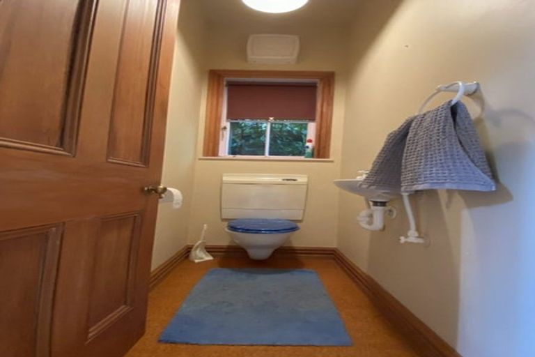 Photo of property in 34 Moana Road, Days Bay, Lower Hutt, 5013