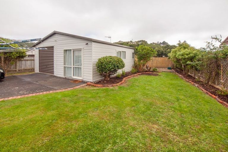 Photo of property in 10 Kipling Street, Johnsonville, Wellington, 6037