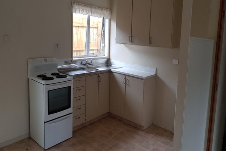 Photo of property in 16 Kauika Road, Avenues, Whangarei, 0110