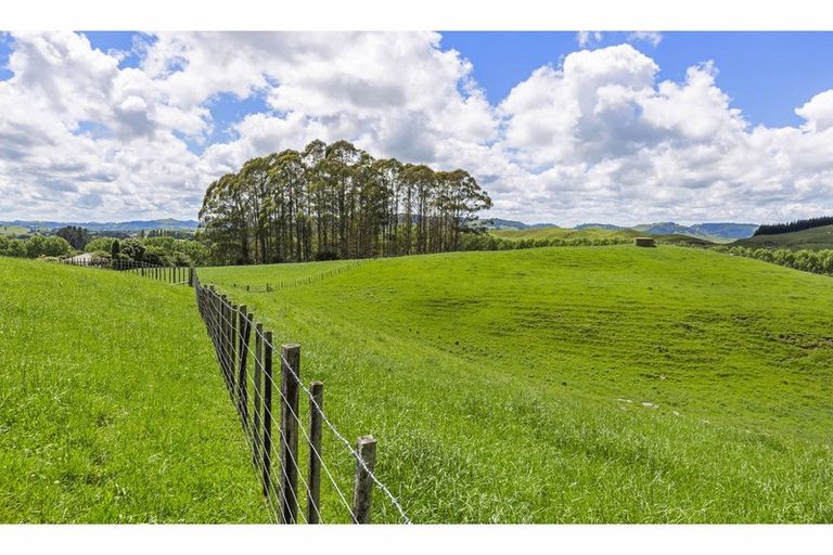 Photo of property in 80 State Highway 3, Piopio, 3970