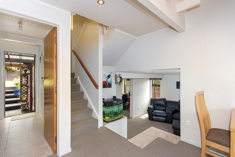 Photo of property in 10 Len Brown Place, Pukekohe, 2120