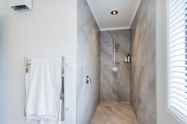 Photo of property in 22 Leeward Drive, Whitianga, 3510