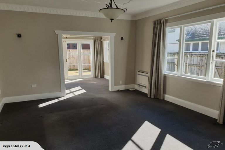 Photo of property in 4 Willoughby Street, Woburn, Lower Hutt, 5010