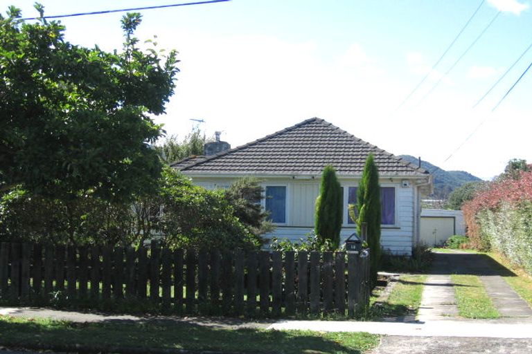 Photo of property in 15 Thackeray Street, Trentham, Upper Hutt, 5018
