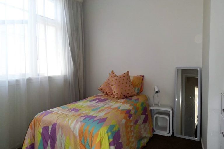 Photo of property in 221 Weston Road, St Albans, Christchurch, 8052