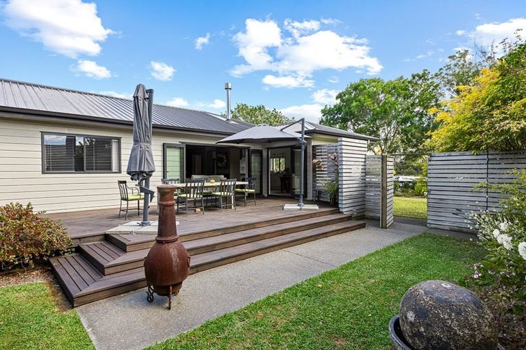 Photo of property in 114 Matakana Valley Road, Matakana, Warkworth, 0985