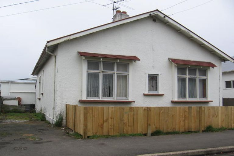Photo of property in 15 Fingall Street, South Dunedin, Dunedin, 9012