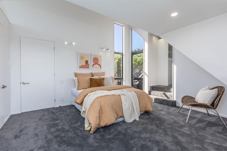 Photo of property in 8 View Road, Campbells Bay, Auckland, 0630