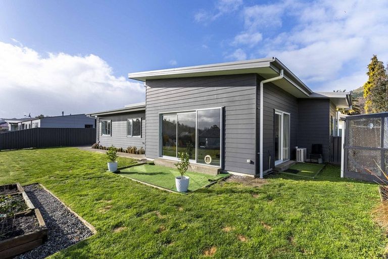 Photo of property in 34 Elizabeth Avenue, East Taieri, Mosgiel, 9024