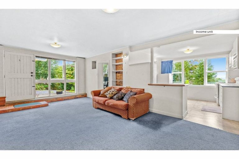 Photo of property in 249 Sunset Road, Sunnynook, Auckland, 0632