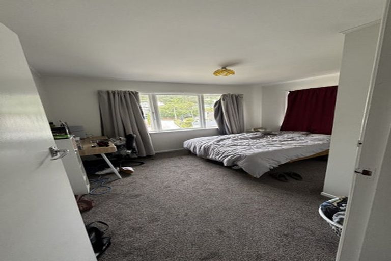 Photo of property in 107 Parkvale Road, Karori, Wellington, 6012