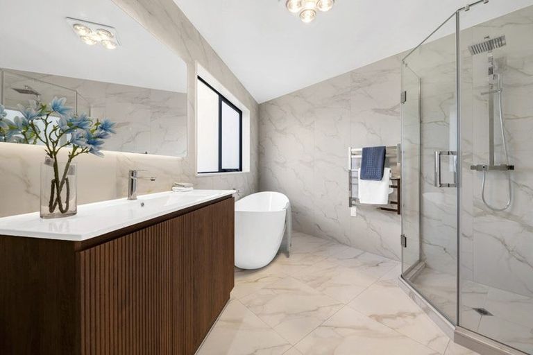 Photo of property in 5 Kakau Lane, Flat Bush, 2019