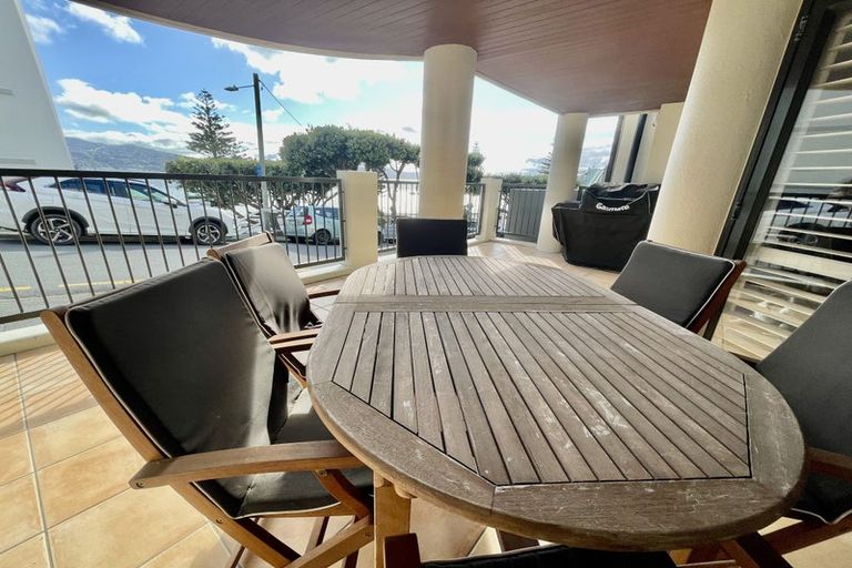 Photo of property in 13/22 Oriental Terrace, Oriental Bay, Wellington, 6011