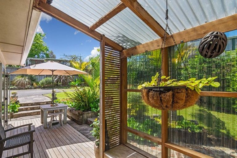 Photo of property in 2/54 Killarney Avenue, Torbay, Auckland, 0630
