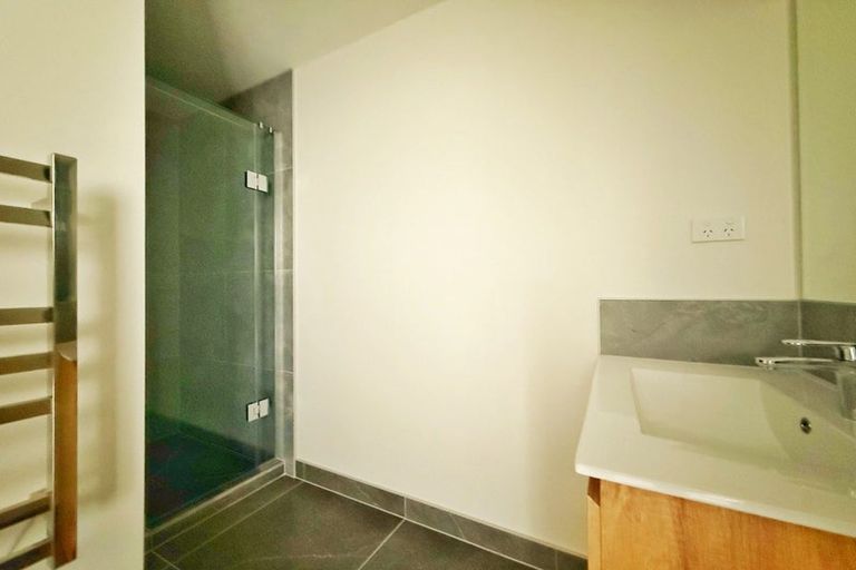 Photo of property in 3/29 Normandy Place, Henderson, Auckland, 0610