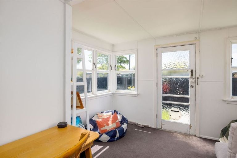 Photo of property in 24 Aylesford Street, Mairehau, Christchurch, 8013