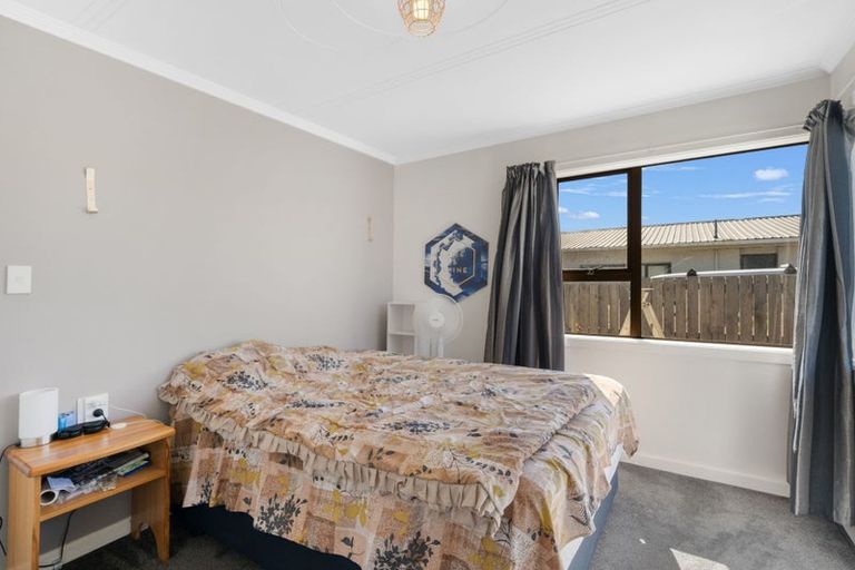 Photo of property in 93 Regent Street, Newfield, Invercargill, 9812