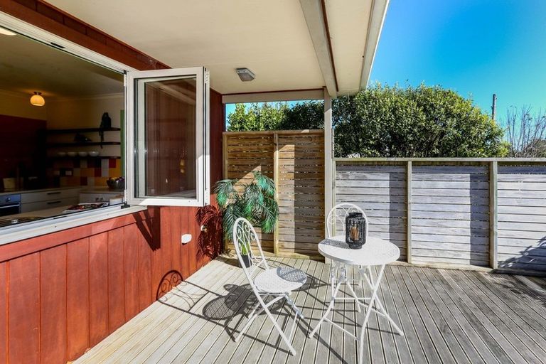 Photo of property in 19 Cumming Street, Okato, 4335