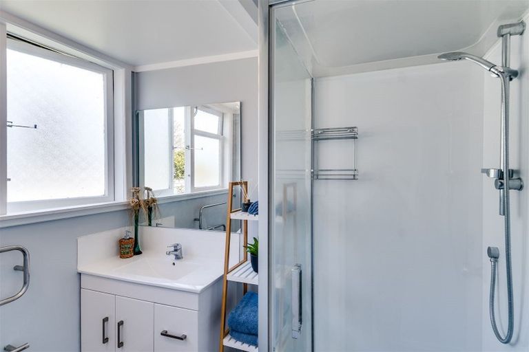 Photo of property in 20 Wordsworth Crescent, Maraenui, Napier, 4110