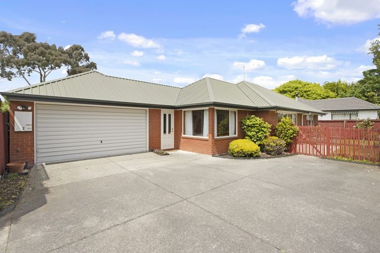Photo of property in 97a Vagues Road, Northcote, Christchurch, 8052