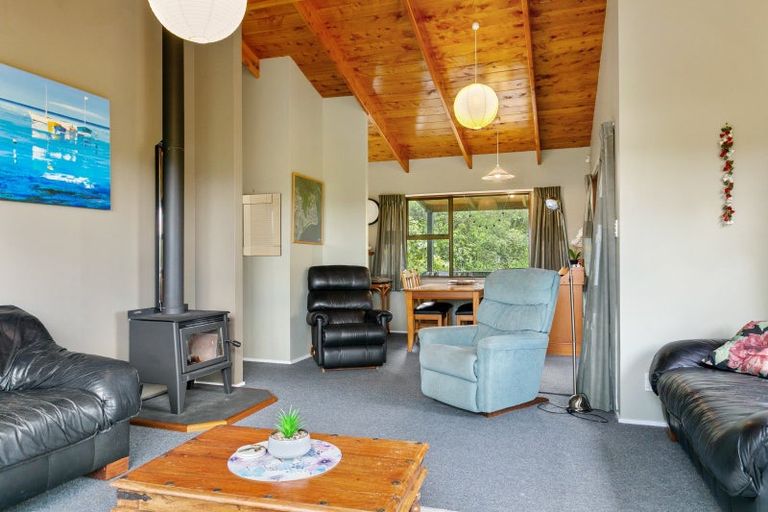 Photo of property in 17 Pikikotuku Place, Kuratau, Turangi, 3381
