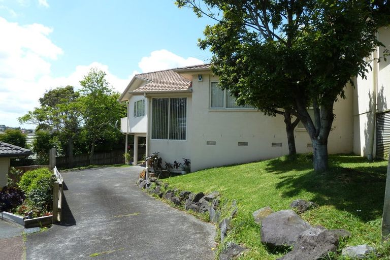 Photo of property in 31 Bronzewing Terrace, Unsworth Heights, Auckland, 0632