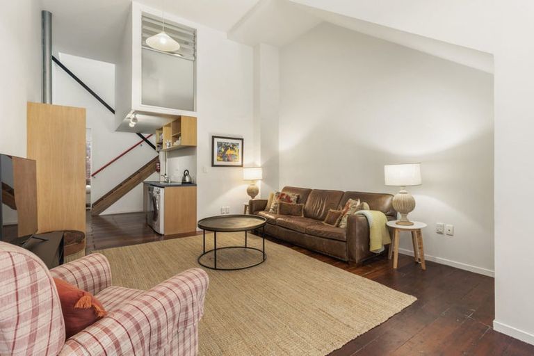 Photo of property in 8/14 Alpha Street, Te Aro, Wellington, 6011