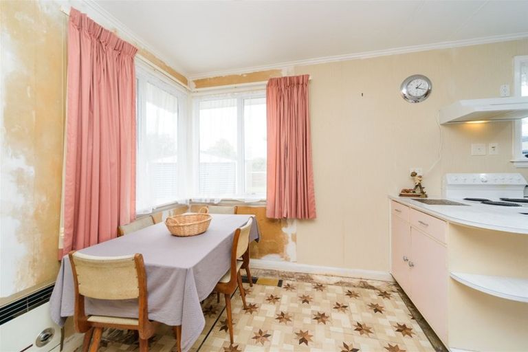 Photo of property in 8 Moray Place, Highbury, Palmerston North, 4412