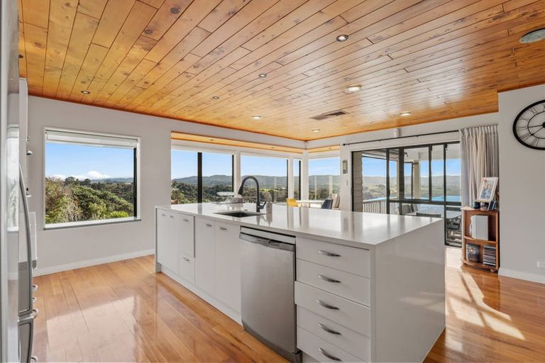 Photo of property in 9 Kotare Place, Sandspit, Warkworth, 0982