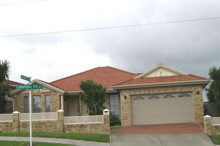 Photo of property in 184 Sturges Road, Henderson, Auckland, 0612