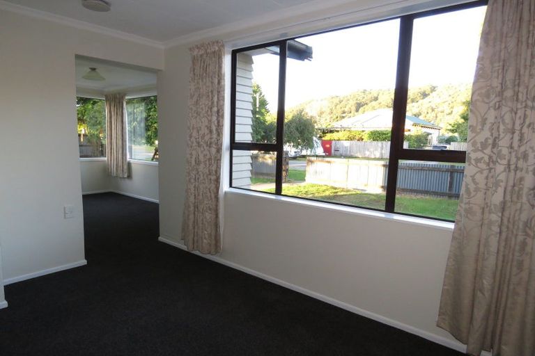 Photo of property in 64-66 Main Street, Reefton, 7830