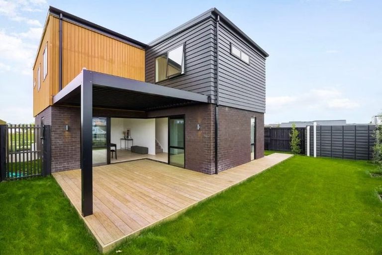 Photo of property in 13 Overton Street, Rototuna North, Hamilton, 3210