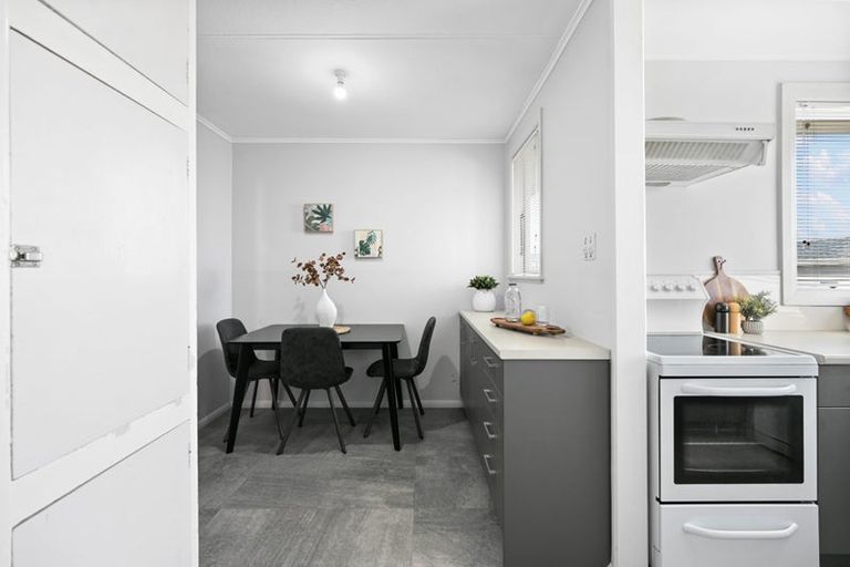 Photo of property in 60 Massey Street, Frankton, Hamilton, 3204