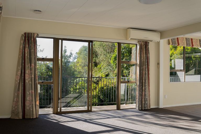 Photo of property in 105b Kamahi Street, Stokes Valley, Lower Hutt, 5019