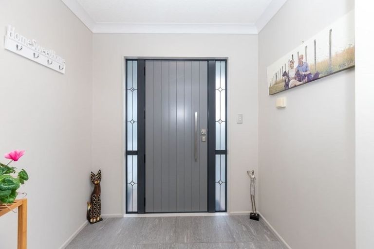 Photo of property in 7 Southworth Place, Grandview Heights, Hamilton, 3200