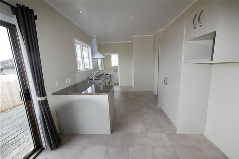 Photo of property in 86 Seddon Street, Pukekohe, 2120