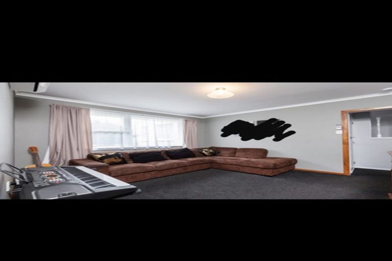 Photo of property in 11 Belair Avenue, Blagdon, New Plymouth, 4310