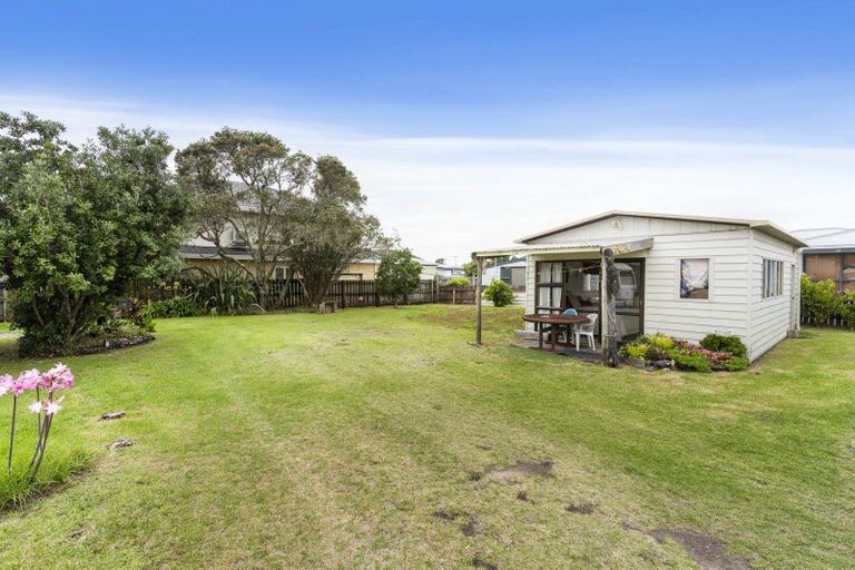 Photo of property in 302 Sylvia Road, Whangamata, 3620