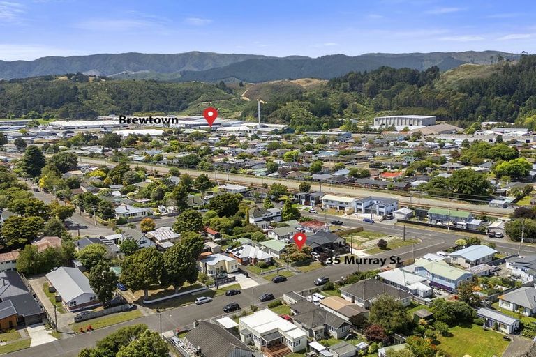 Photo of property in 35 Murray Street, Wallaceville, Upper Hutt, 5018
