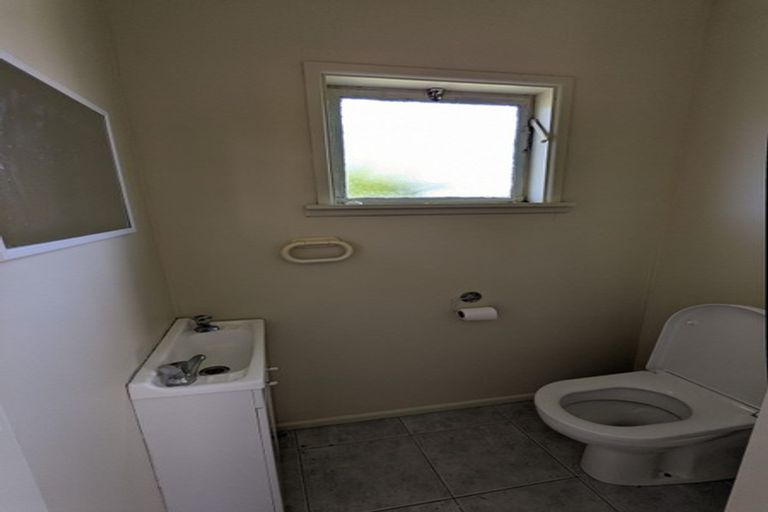 Photo of property in 501 Waikawa Beach Road, Manakau, Levin, 5573