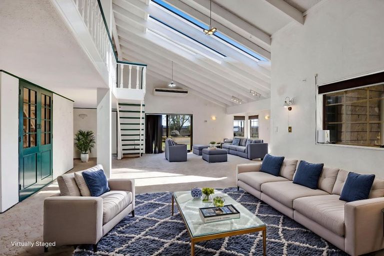 Photo of property in 290 Waihi Road, Hawera, 4673