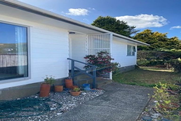 Photo of property in 42a Mahoe Street, Tawa, Wellington, 5028