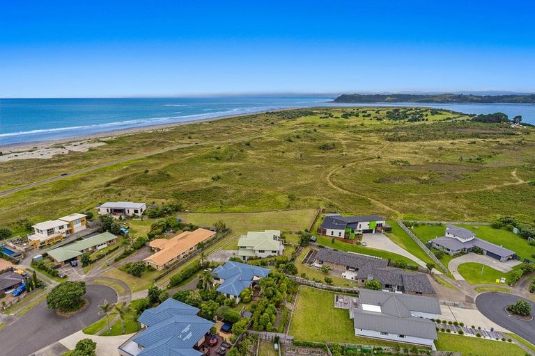 Photo of property in 14 Manuera Place, Ohope, 3121