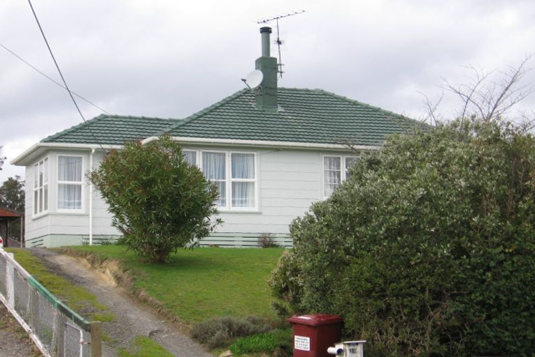Photo of property in 14 Stamford Place, Lansdowne, Masterton, 5810
