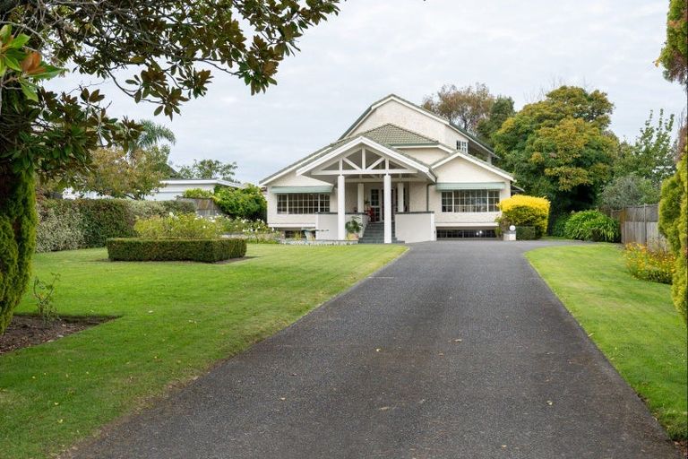 Photo of property in 26 Tauroa Road, Havelock North, 4130