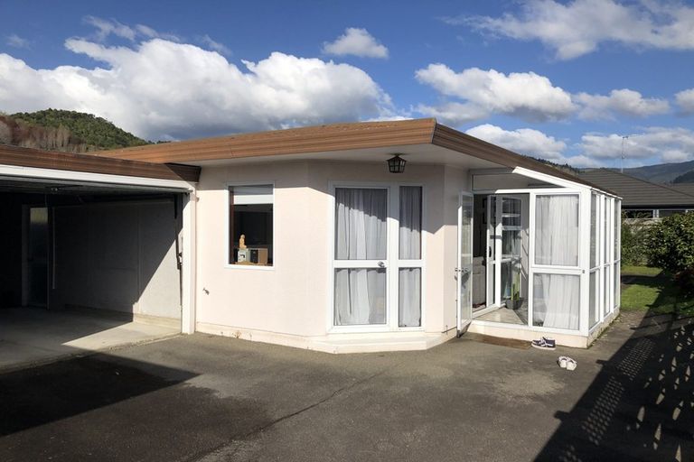 Photo of property in 2/76 Grove Street, The Wood, Nelson, 7010