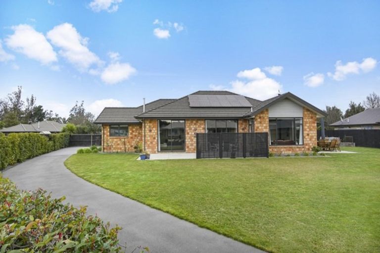 Photo of property in 10 Saint Andrews Lane, Kirwee, Darfield, 7571