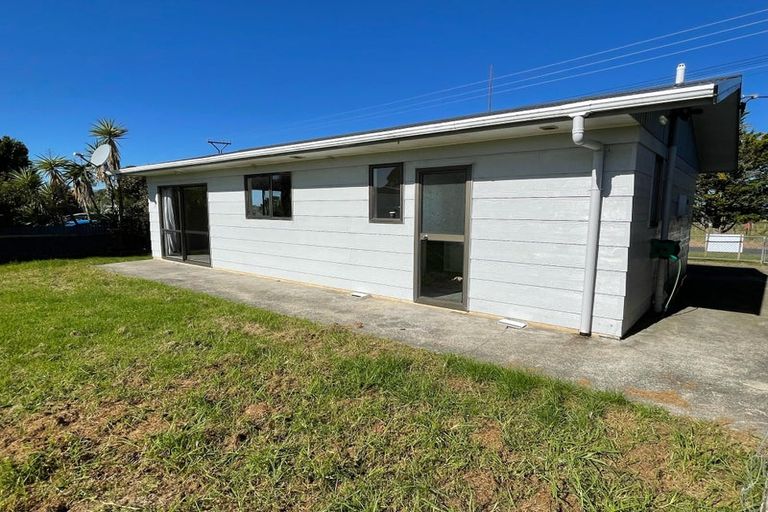 Photo of property in 2 Clean Street, Te Kopuru, 0391